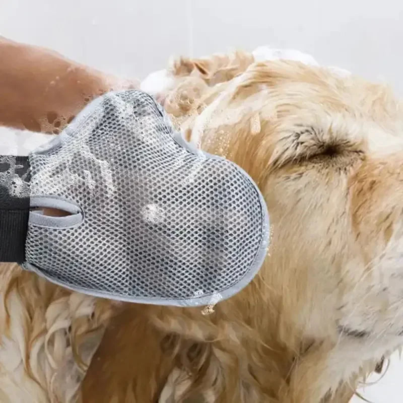 Luva Removedora de Pelos para Gatos e Cães — Remova Pelos Soltos com Conforto e Eficácia!