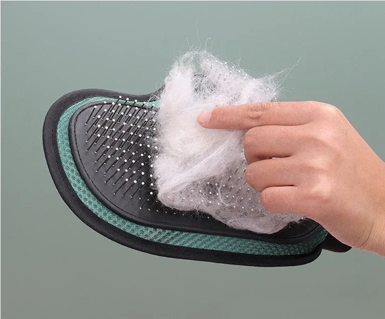 Luva Removedora de Pelos para Gatos e Cães — Remova Pelos Soltos com Conforto e Eficácia!